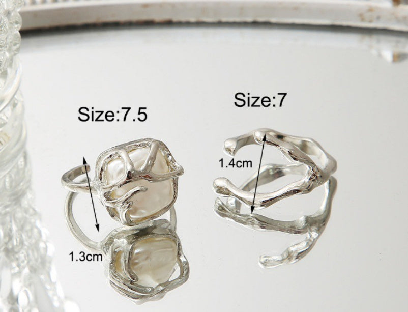 Irregular Moon Pearl Ring Set
