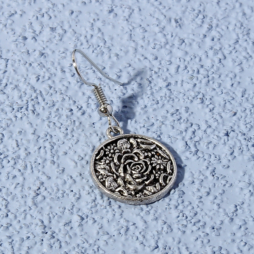 Fashion New Metal Pendant Earrings