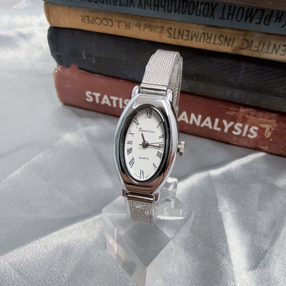 Oval Mesh Belt Retro Watch