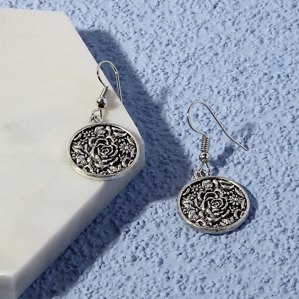 Fashion New Metal Pendant Earrings