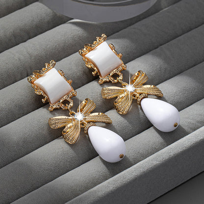 Black Bow Niche Design Graceful Earrings