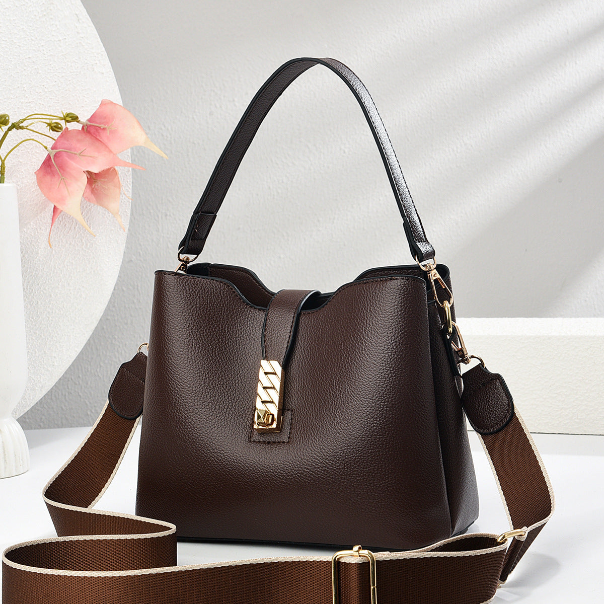 Women's Large Capacity Bucket Bag