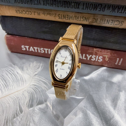Oval Mesh Belt Retro Watch