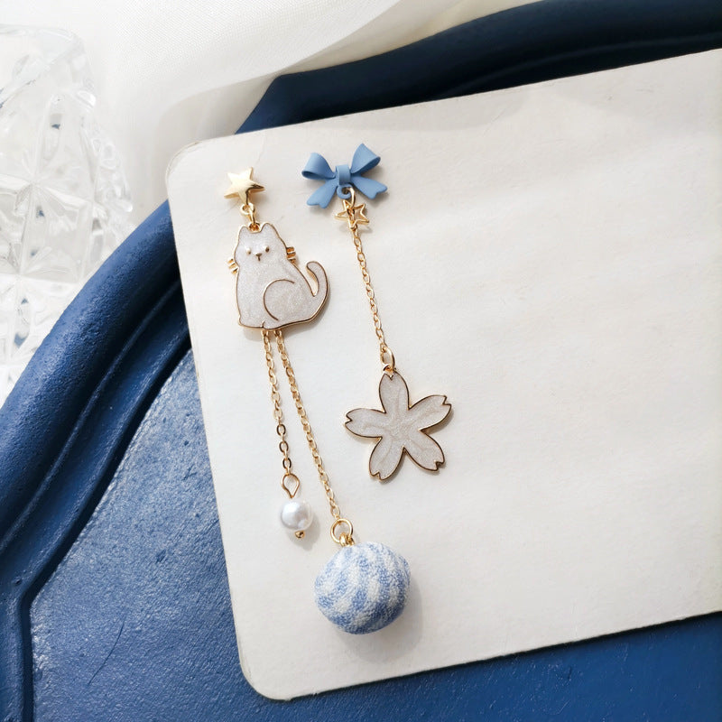 Simple Lily Earrings