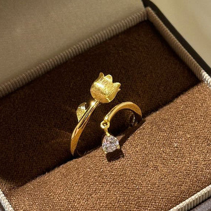 Ancient Style Alluvial Gold Brushed Lily Ring