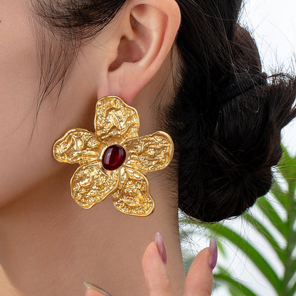 Retro Exaggerated Irregular Flower Earrings