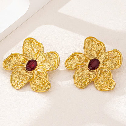 Retro Exaggerated Irregular Flower Earrings