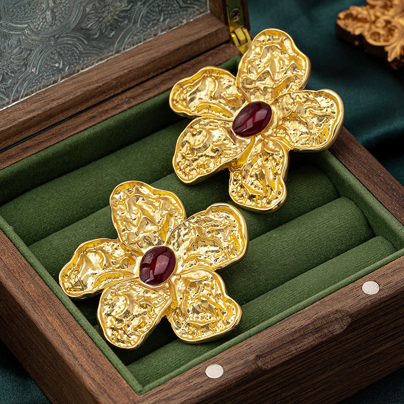 Retro Exaggerated Irregular Flower Earrings