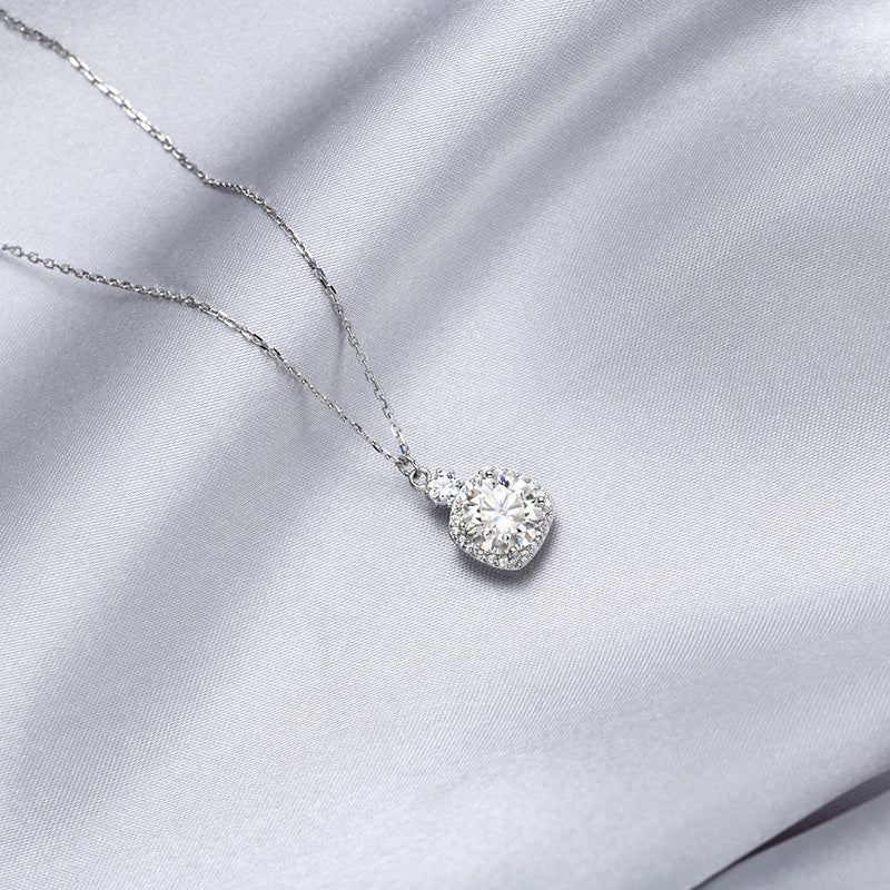 Silver 2 Karat Moissanite Necklace