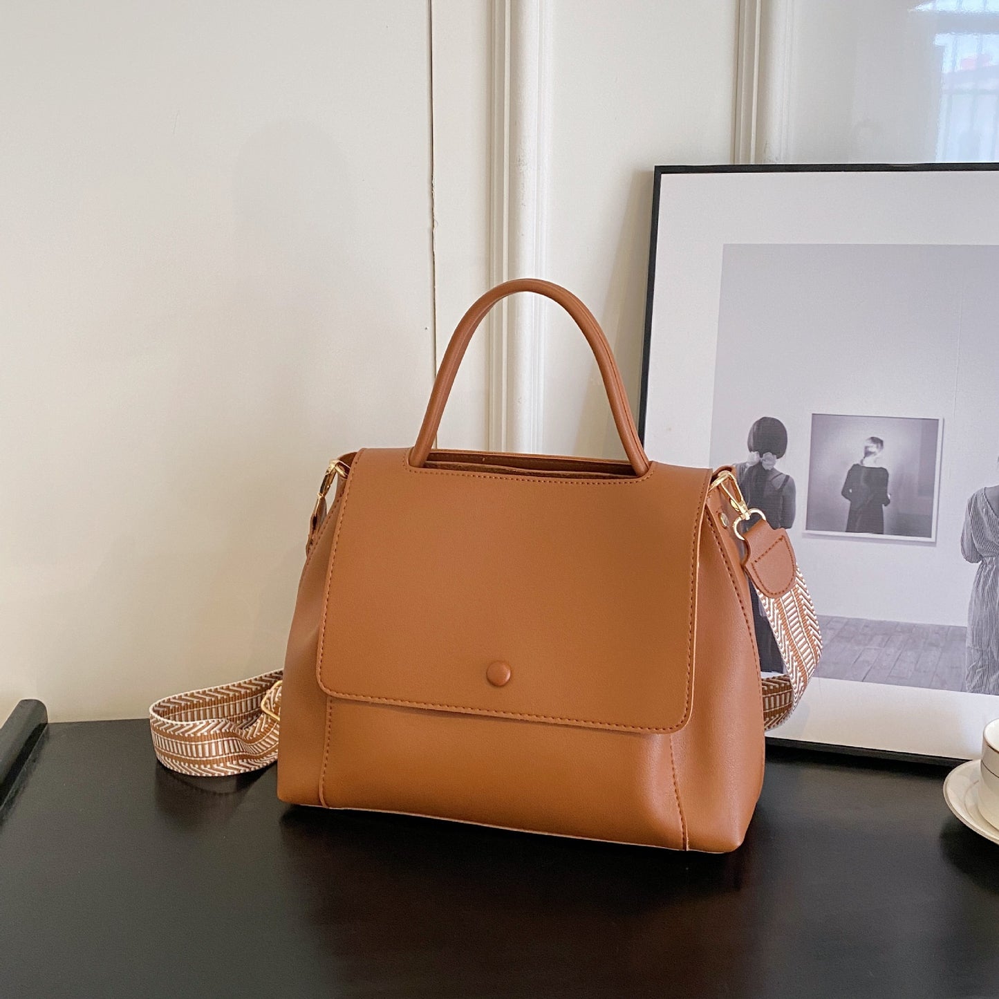 Elegant Shoulder Messenger Bag