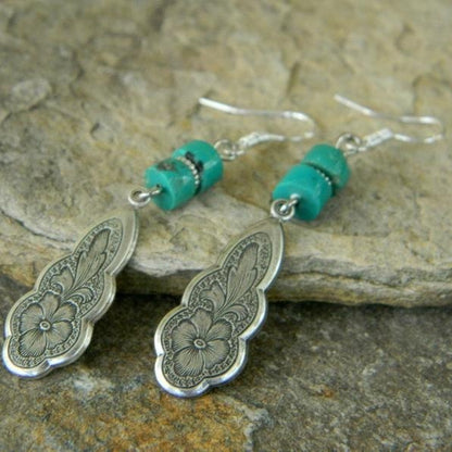 Retro Exquisite Carved Embedded Turquoise Earrings