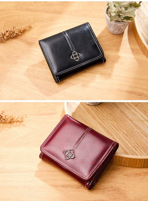 Women's Short Trifold Vintage Wallet - Image 10