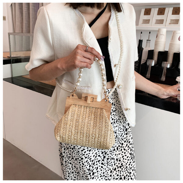 Women's Straw Beach Pearl Chain Woven Shoulder Bag - Image 9