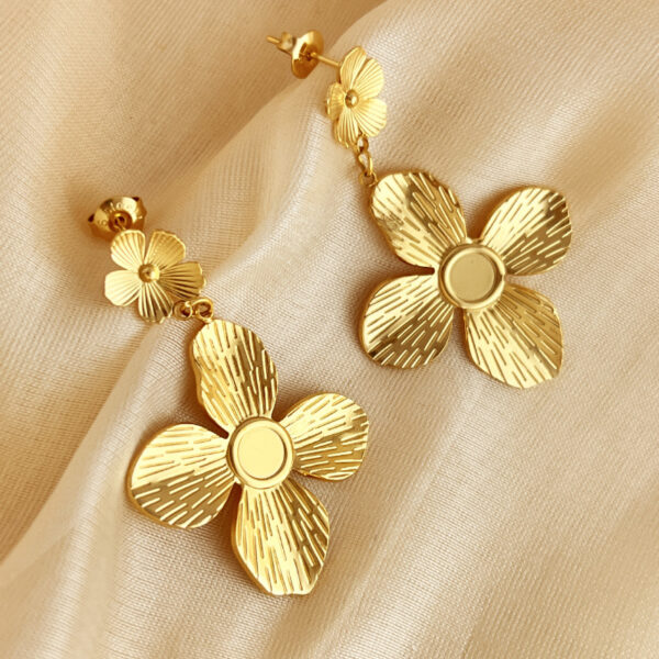 Stainless Flower Line Earrings - Image 3