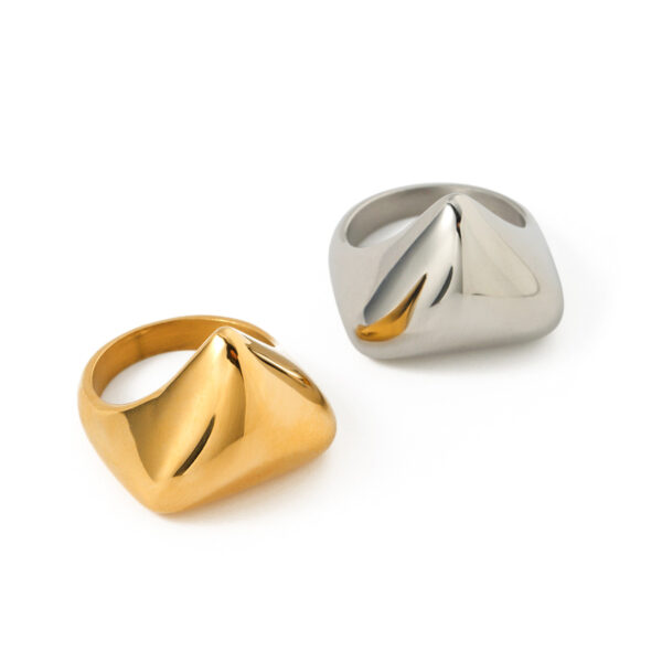 18K Gold Stainless Steel Glossy Irregular Triangle Ring - Image 4