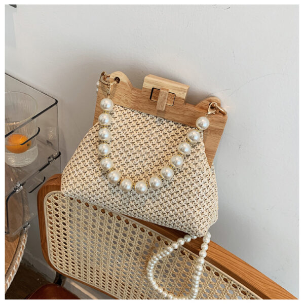 Women's Straw Beach Pearl Chain Woven Shoulder Bag - Image 3