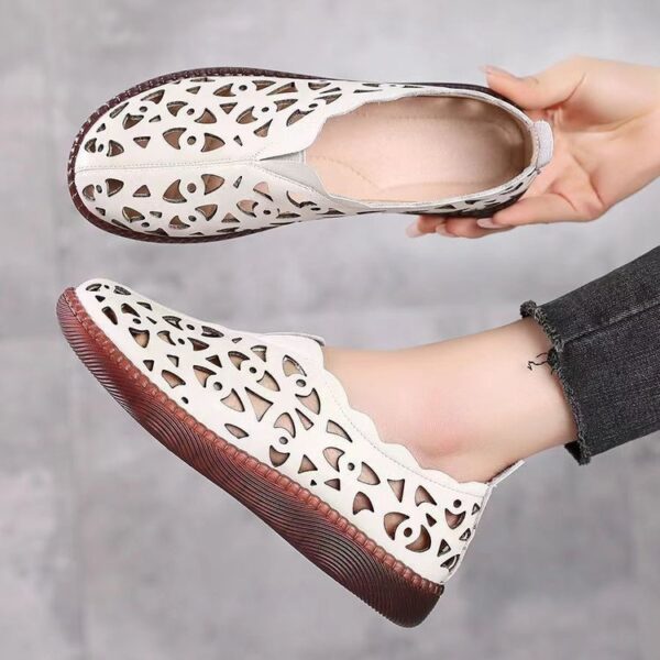 Women's Summer Breathable Hollow Flat Round Toe Soft Bottom Shoes - Image 2