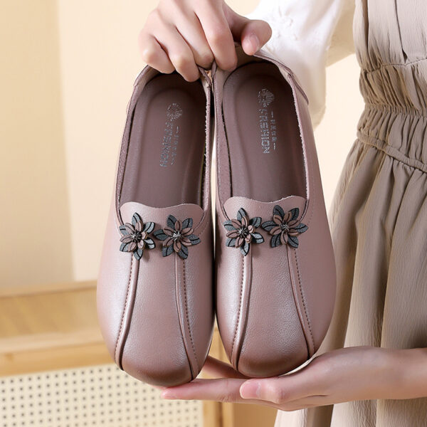 Women's Retro Ethnic Style Comfortable Soft Flat Shoes - Image 7