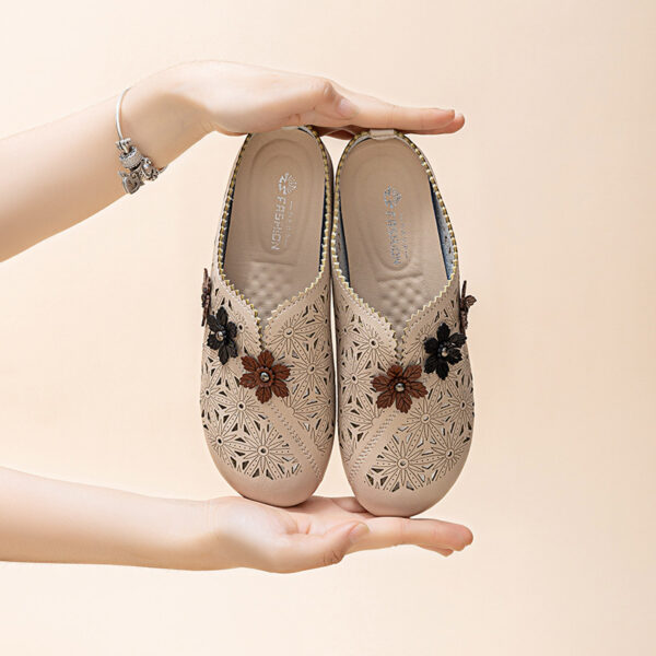 Women's Non-Slip Soft Bottom Hollowed Flat Shoes - Image 5