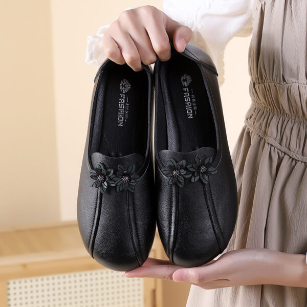 Women's Retro Ethnic Style Comfortable Soft Flat Shoes - Image 6