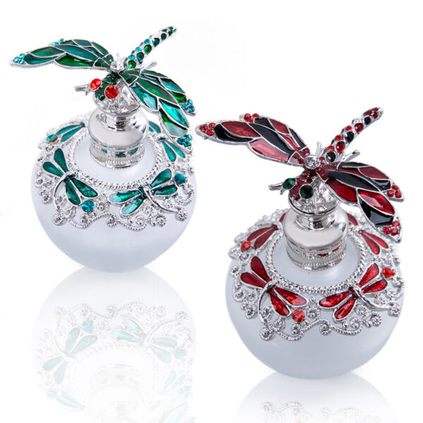 Elegant And Pretty Butterfly Perfume Bottle - Image 2