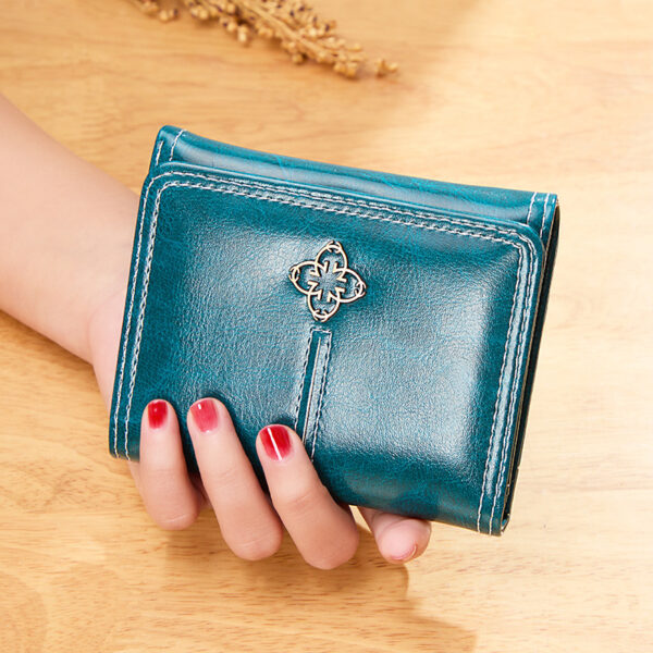 Women's Short Trifold Vintage Wallet - Image 4