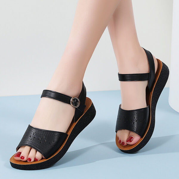 Women's Summer Non-slip Beach Sandals - Image 4