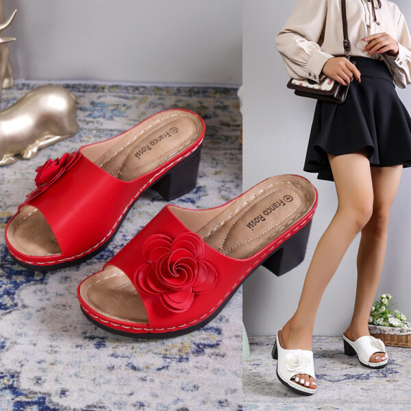 Women's Wedge Flower Solid Color Sandals - Image 2