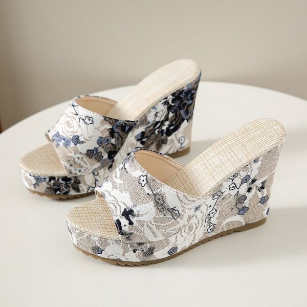 Women's Printed Wedge Platform Sandals - Image 6