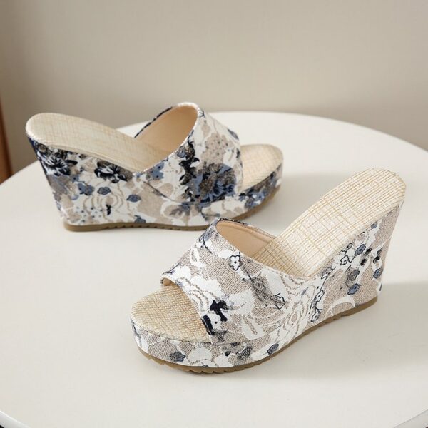 Women's Printed Wedge Platform Sandals - Image 8