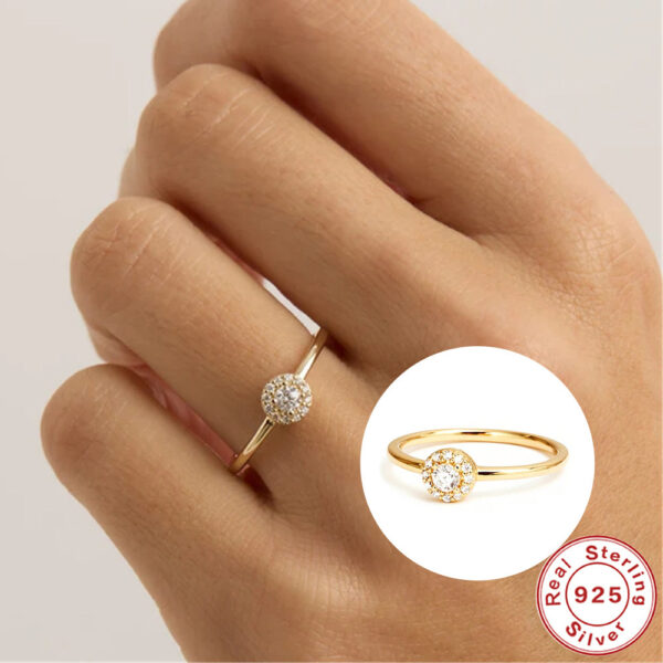 Wind Rounded 18K Gold Moissanite Ring - Image 4