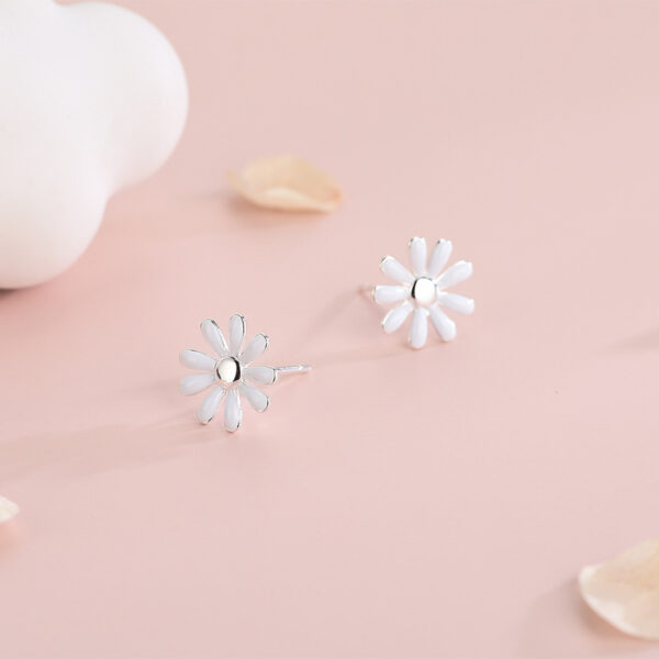 Sterling Sweet Daisies Stud Earrings - Image 2