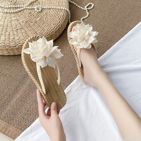 Women's Flowers All-matching Flat Non-slip Beach Sandals