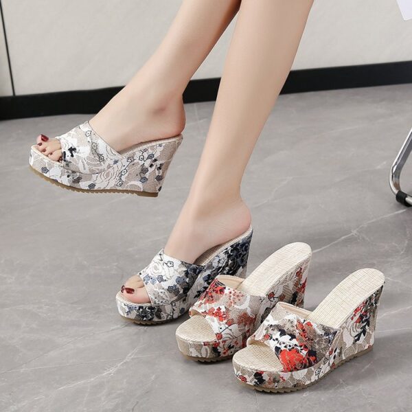 Women's Printed Wedge Platform Sandals